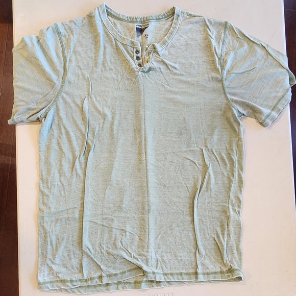 Visitor Active Henley - Picture 1 of 2